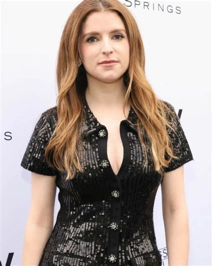 Anna Kendrick's Height: Unveiling The Surprising Truth