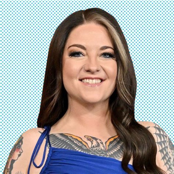 Explore The Life Of Ashley McBryde: Age And Accomplishments