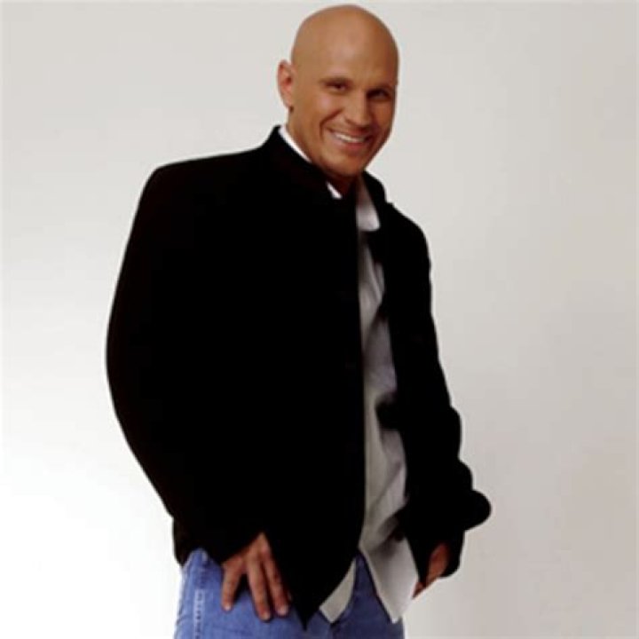 The Ultimate Guide To Bald Country Singers: Legends With Legendary Looks