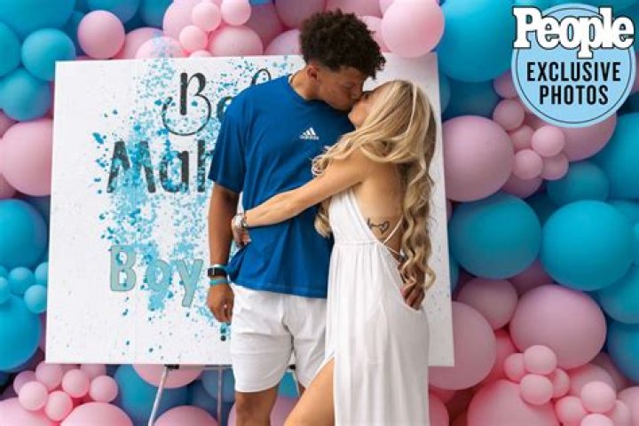 Brittany Mahomes Has An Adorable Gender Reveal Party