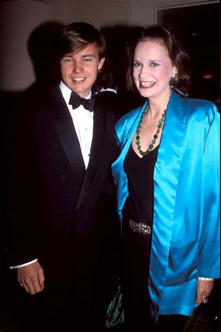 Unraveling The Enigma Of Carter Vanderbilt Cooper: The Mysterious Hijacker