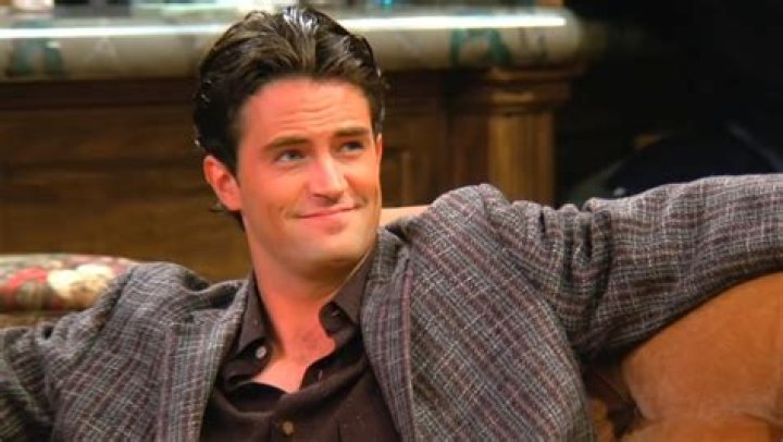 The Ultimate Guide To Chandler Bing: The Witty And Sarcastic Friend From Friends