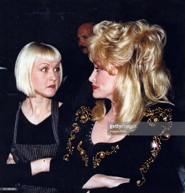 Unveiling The Bond: Cyndi Lauper And Her Sister Ellen