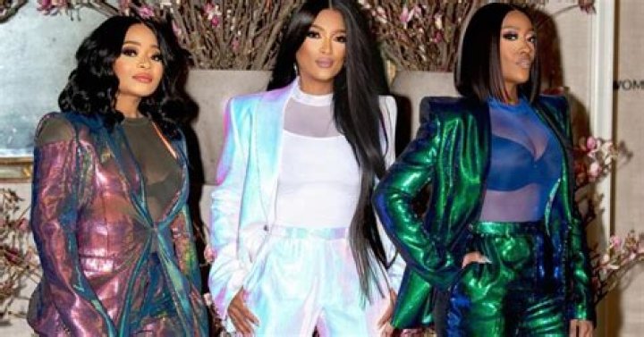 Discover The Extraordinary Journey Of Lelee Lyons, The Renowned Illustrator