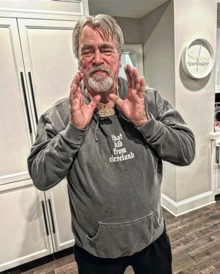 Ed Kelce: Pro Bowl Center And Crucial Catch Advocate