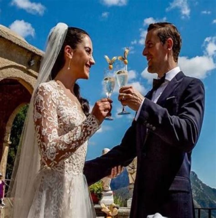 Is Emily Compagno Still Married? Uncovering The Truth