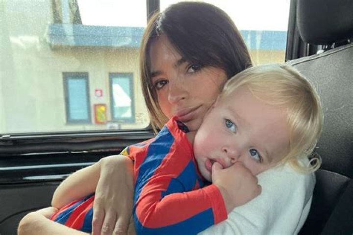 The Ultimate Guide To Emily Ratajkowski's Child