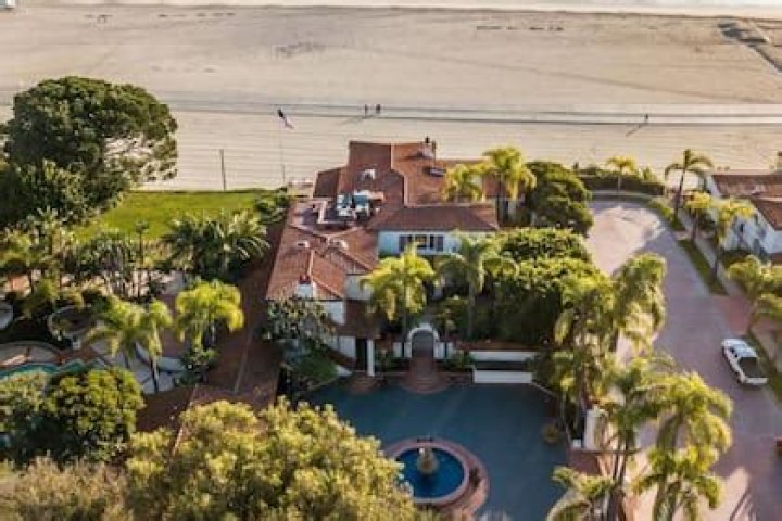 A Peek Inside Griselda Blanco's Lavish Miami Mansion