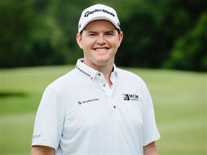 Discover The Staggering Net Worth Of Harry Higgs