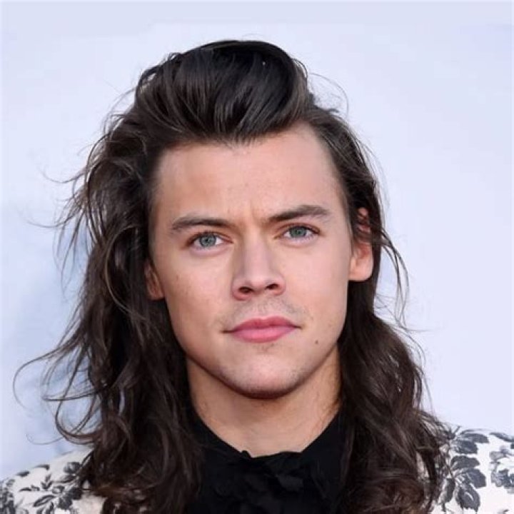 Explore Harry Styles' Astonishing Age: From One Direction To Solo Stardom