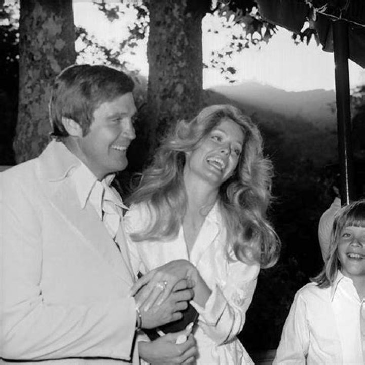 The Many Marriages Of Lee Majors: A Detailed Chronicle