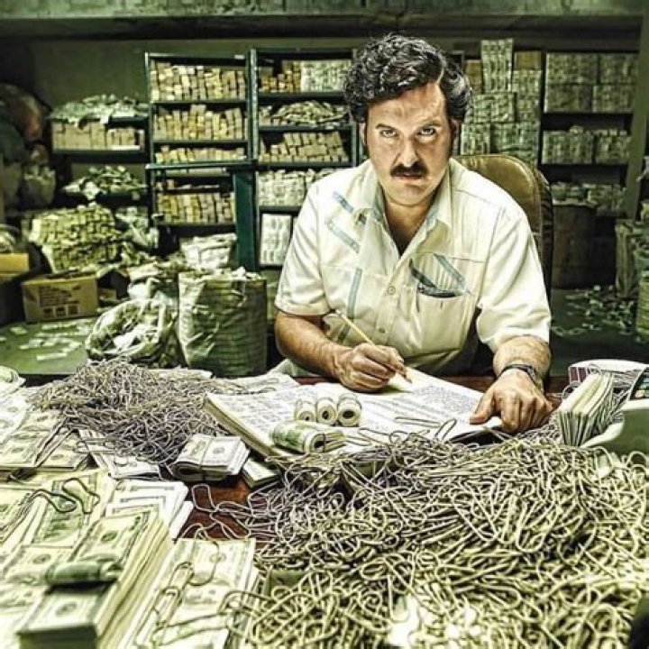 Unveiling Pablo Escobar's Hidden Fortune: Uncovering His Staggering Cash Reserves