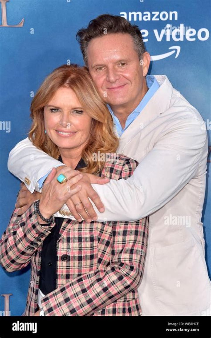Is Roma Downey Still Together With Mark Burnett?