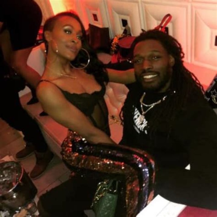 Unveiling The Enigmatic World Of Jadeveon Clowney's Wife: Discoveries And Insights