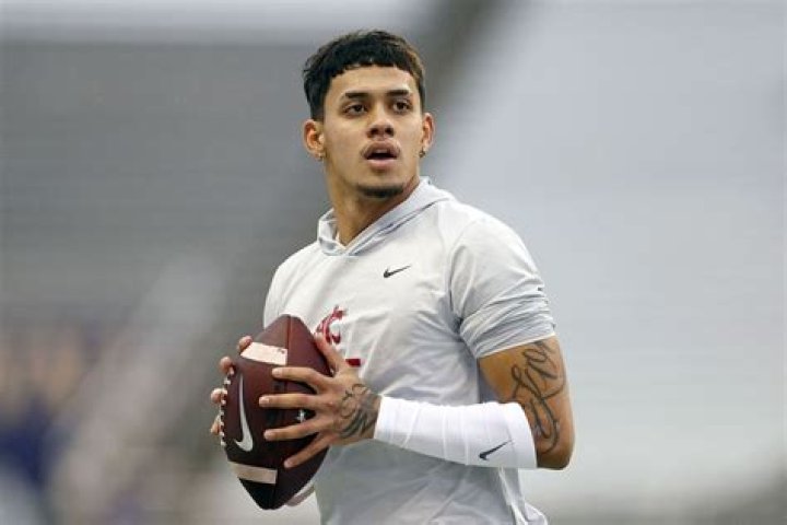 Jayden De Laura's Family Ties: Unveiling His Parents' Influence