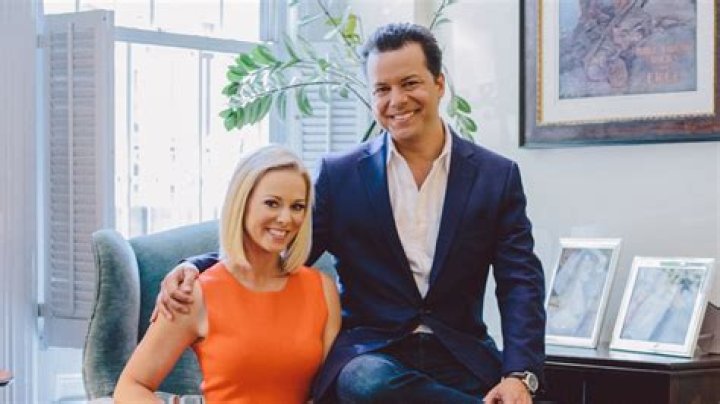 A Comprehensive Guide To John Avlon's Early Marital Life