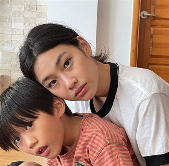 Jung Hoyeon Siblings: Meet The Model And Actress's Family