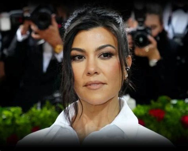 Kourtney Kardashian's Age: Uncovering The Truth About Her Journey