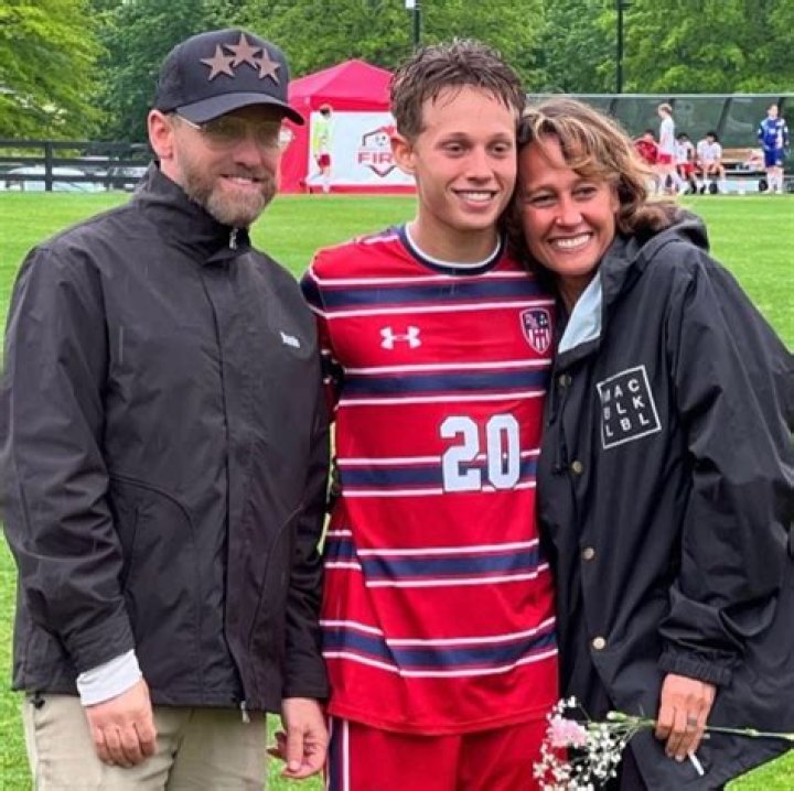 Discover: Leo McKeehan - A Legendary Musician