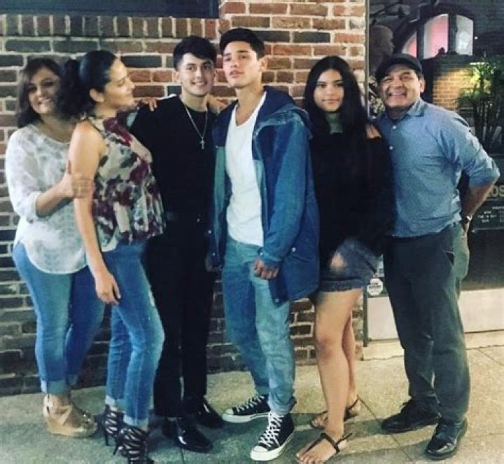 Find Out Lisa Garcia's Age: The Complete Guide