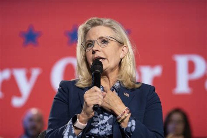 Liz Cheney Stature: Uncovering Her Exact Height