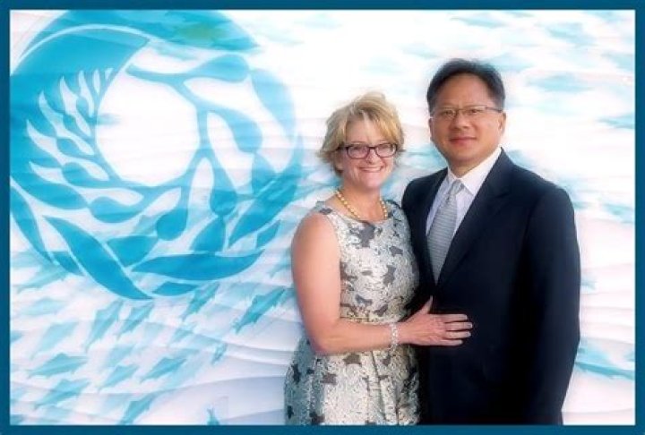 Discover Lori Huang's Astonishing Net Worth