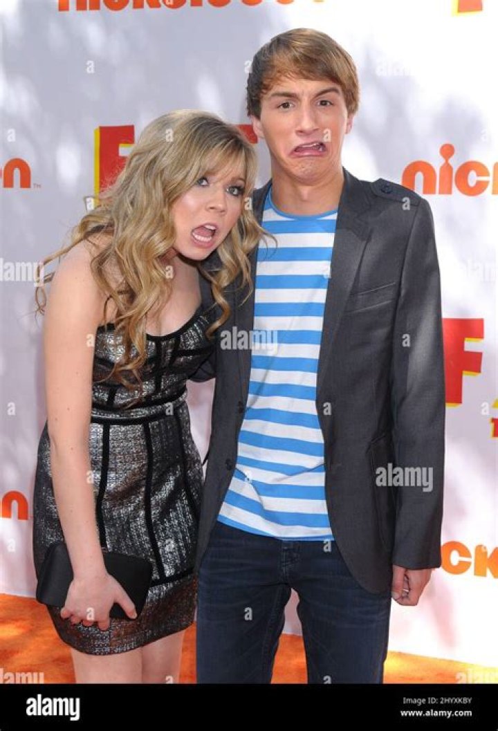 The Ultimate Guide To Lucas And Jennette McCurdy's Friendship
