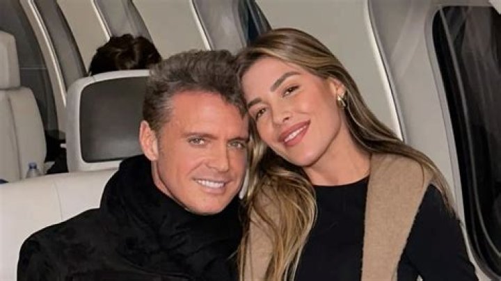 The Untold Story Of Luis Miguel's Wife, Erika