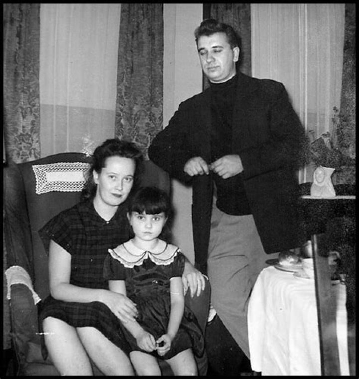 Meet The Renowned Lorraine W. Calhoun: A Trailblazer In Education