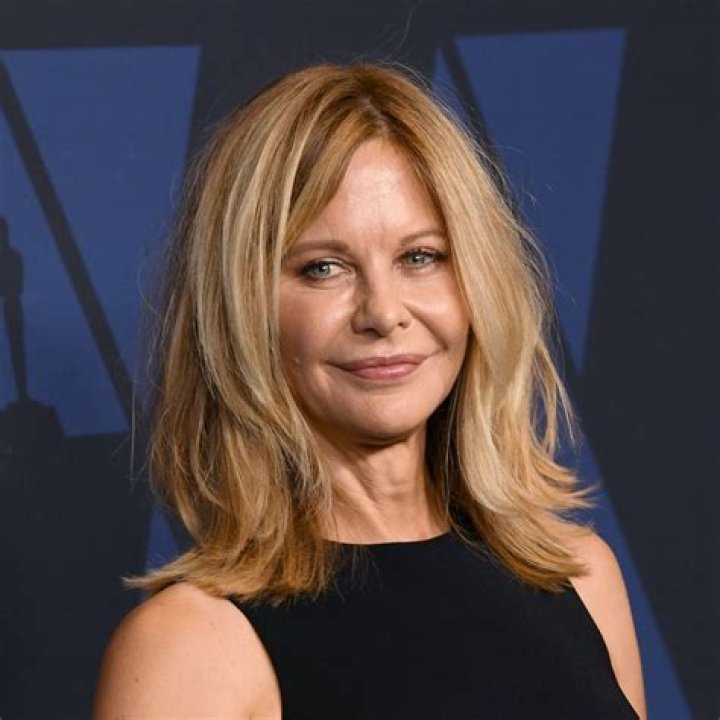 The Alluring Meg Ryan: A Hollywood Icon