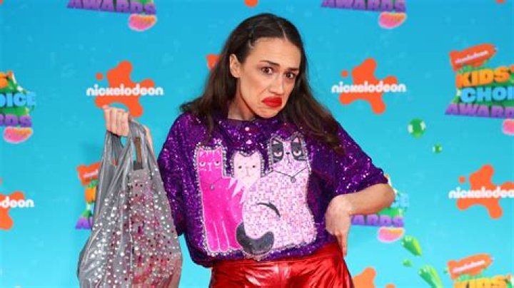 The Shocking Truth: Miranda Sings Arrested!