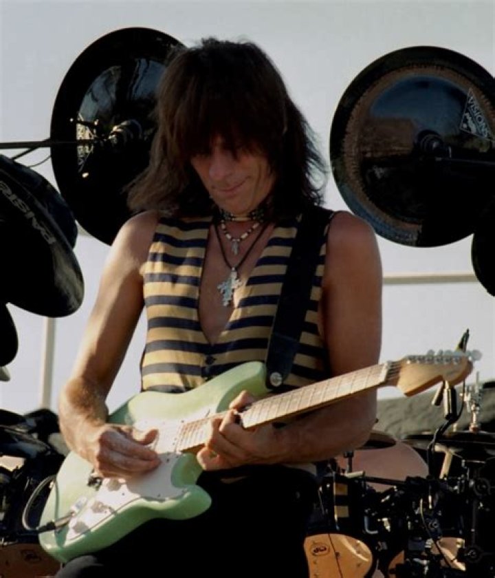 Astonishing Assets: Exploring The Net Worth Of Legendary Guitarist Jeff Beck