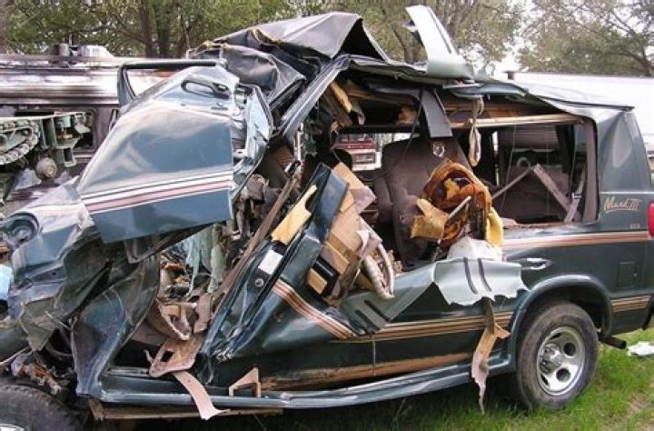 Tragic Nikki Car Accident: Details And Aftermath