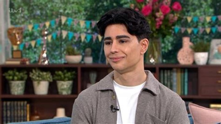 Omid Scobie's Wikipedia Page: An In-Depth Look At His Life And Career