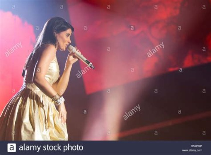 Top Portuguese-Canadian Singers You Need To Know