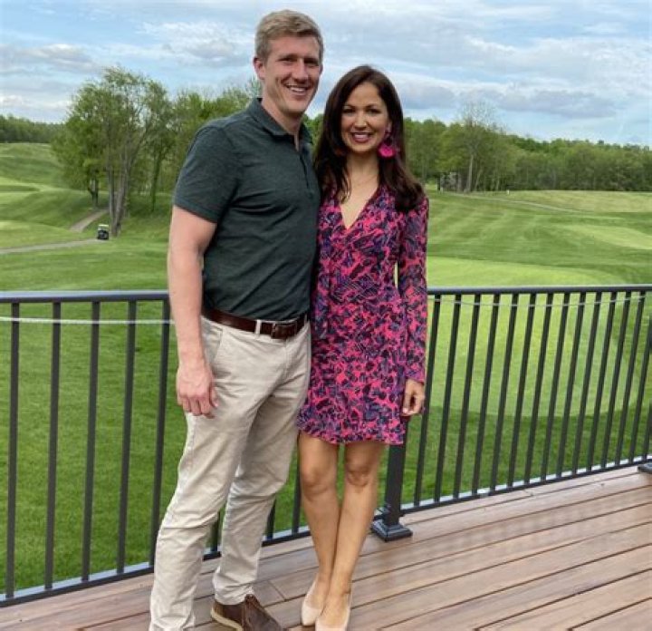 Meet The Husband Of Rebeccah Heinrichs: An In-Depth Look