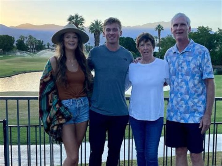 Remembering Riese Lenders: An Obituary Of A Respected Citizen