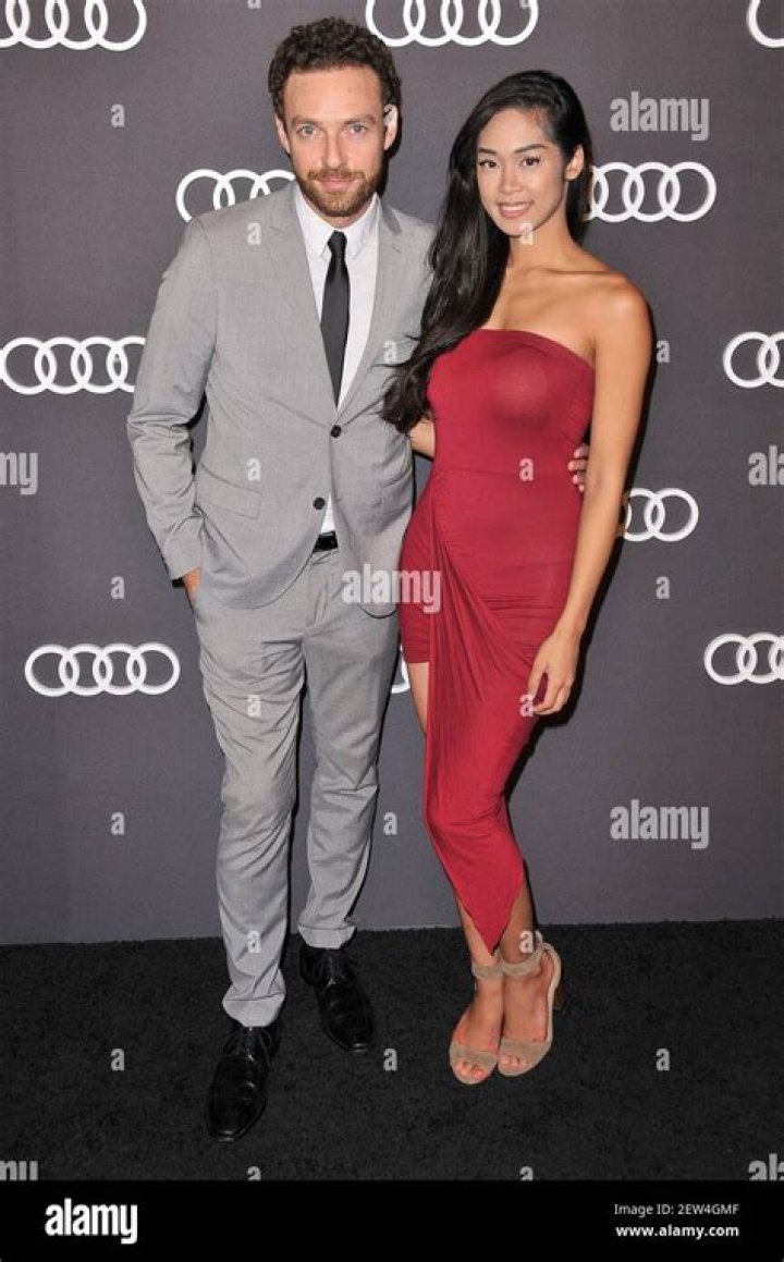 Discover The Love Life Of Ross Marquand: Wife, Relationships, And More