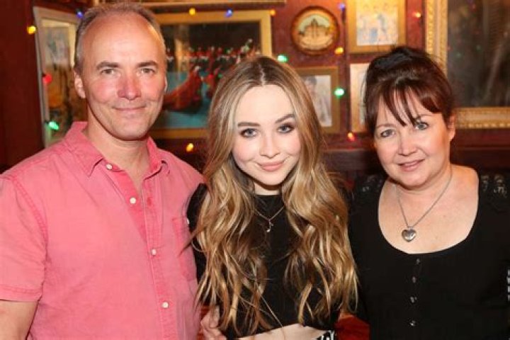 Unveiling The Influence Of Sabrina Carpenter's Mom