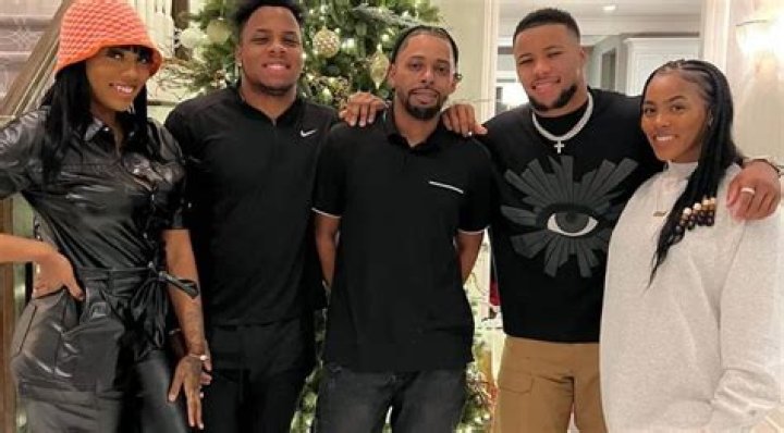 Saquon Barkley's Sister: A Bond Beyond The Gridiron