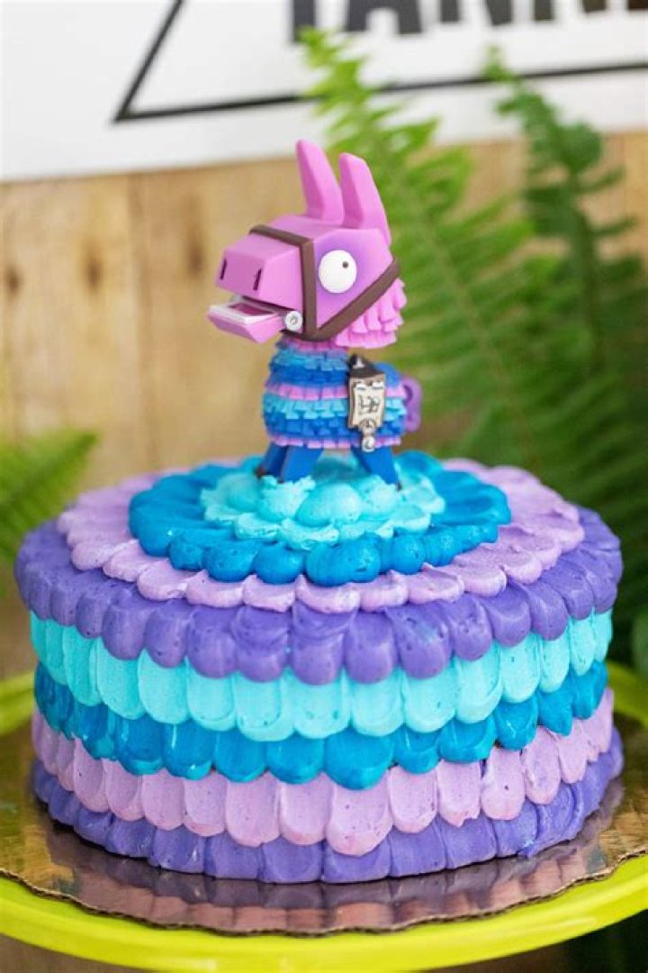 Fortnite Birthday Cake: Easy And Impressive