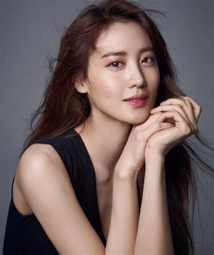 Discover The Radiant Career Of Acclaimed Actress Soo Hyun