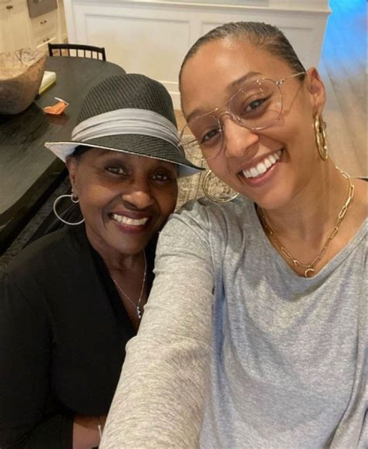 The Complete Guide To Tamera Mowry's Role As A Mother