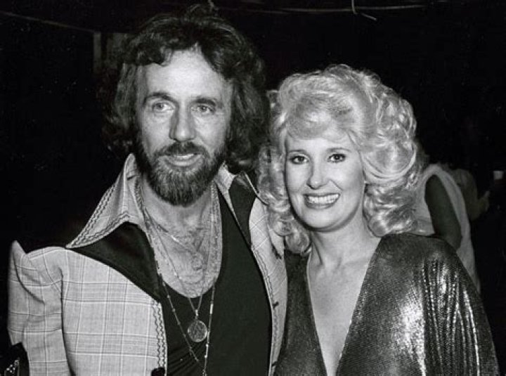 Legendary Country Music Icon: Tammy Wynette