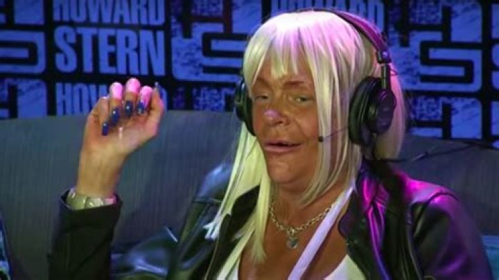 The Untold Story Of Howard Stern's Troubled Relationship With His Mother