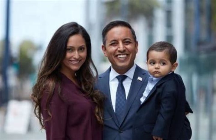 Vik Bajaj's Wife: Uncover The True Identity Behind The Mystery Woman