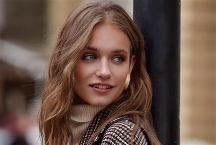 Who Is Barron Trump's Girlfriend? Uncovering The Truth