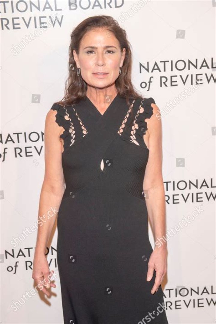 Unraveling The Mystery: Who Is Maura Tierney Married To?