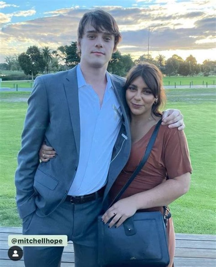 Unveiling The Mystery: Who Is Mitchell Hope Married To?