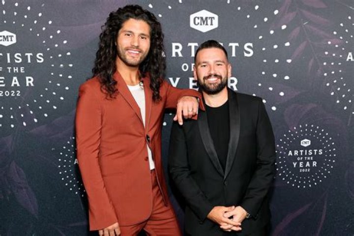 Discover The Height Difference: Who Towers Higher, Dan Or Shay?